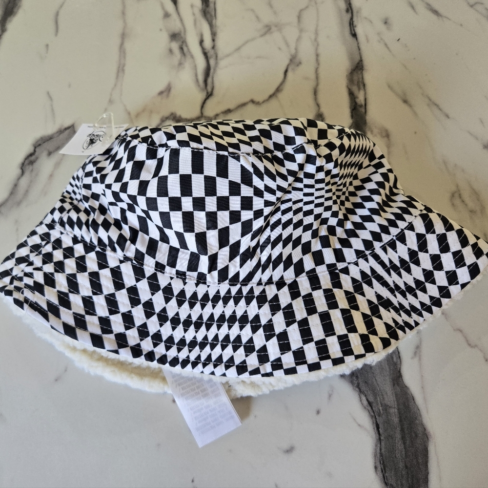 Disney Checkered Bucket Hat with White Rabbit Design - Picture 4 of 5